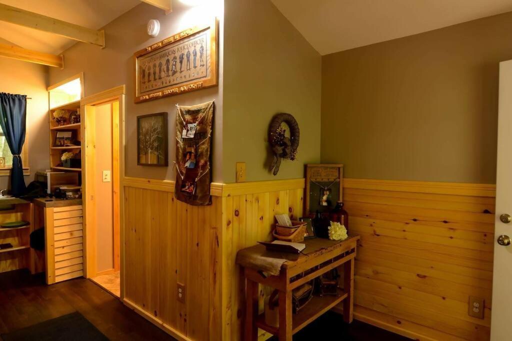 Foxtail Orchards - The Fox Den Villa Tazewell Ngoại thất bức ảnh